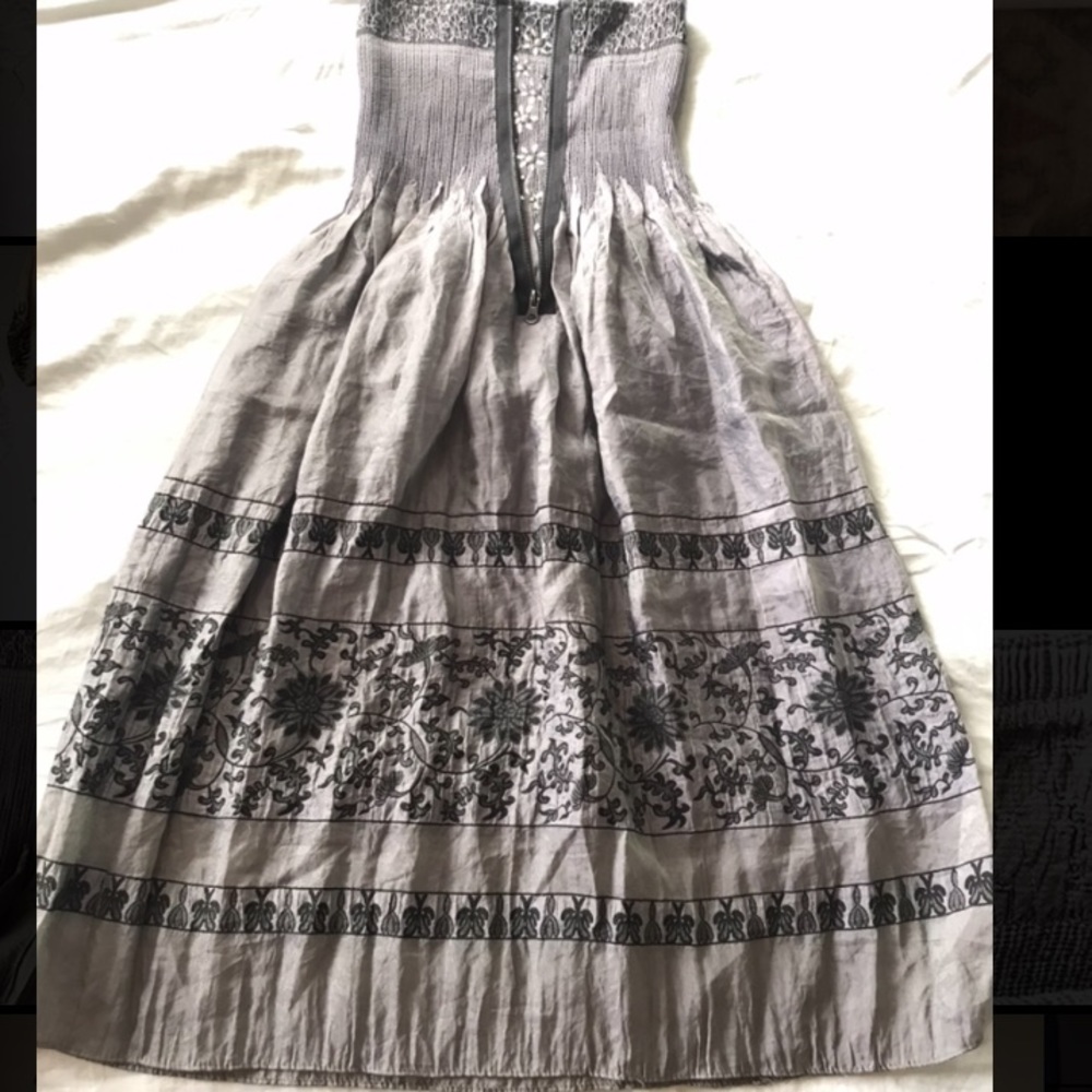 Strapless dress. One size.